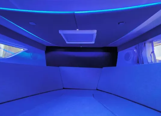 QUICKSILVER - ACTIV 875 SUNDECK - 6