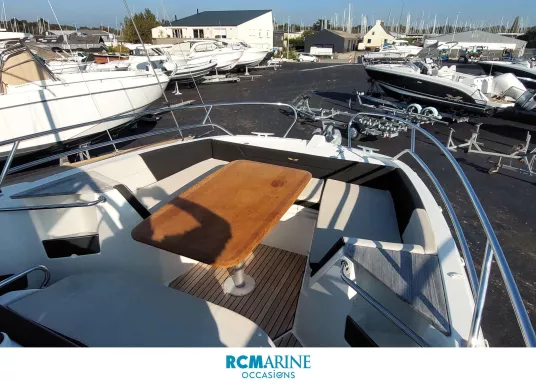 BENETEAU - FLYER 8.8 SPACEDECK - 22
