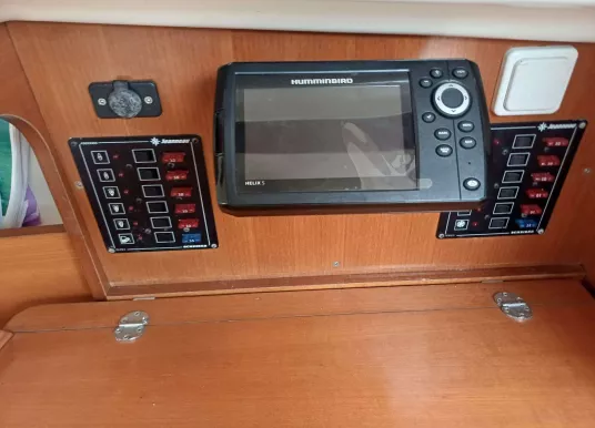 JEANNEAU - SUN 2500 - 11