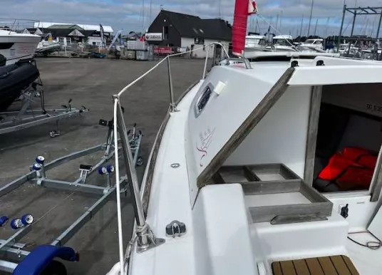 ESPACE VAG - IKONE 6 - 8