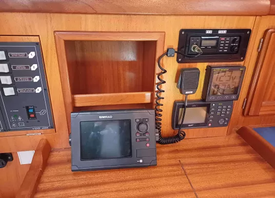 DUFOUR YACHTS - DUFOUR 36 CLASSIC - 12