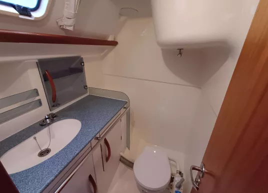 DUFOUR YACHTS - DUFOUR 36 CLASSIC - 8