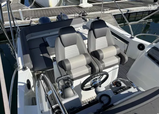 JEANNEAU - CAP CAMARAT 9.0 WA - 12