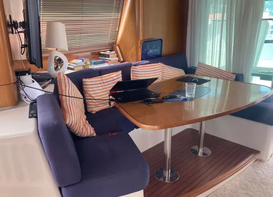 FOUNTAINE PAJOT - CUMBERLAND 44 - 4