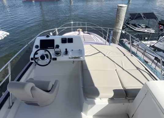 PRESTIGE YACHTS - PRESTIGE 420 - 9