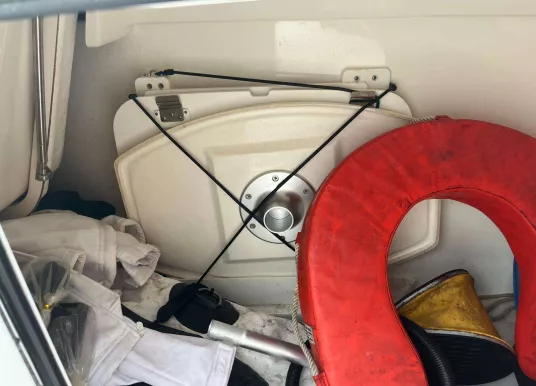 BOSTON WHALER - VANTAGE 270 - 16