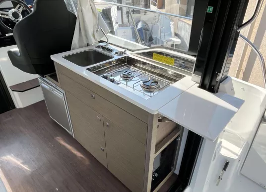 JEANNEAU - MERRY FISHER 895 - 11