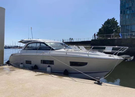 JEANNEAU - LEADER 40