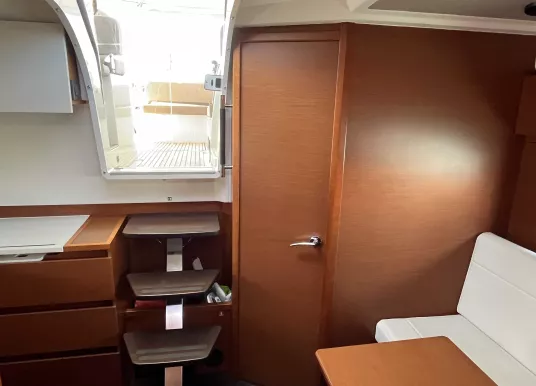 JEANNEAU - LEADER 40 - 14