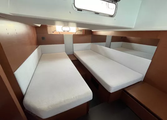 JEANNEAU - LEADER 40 - 16