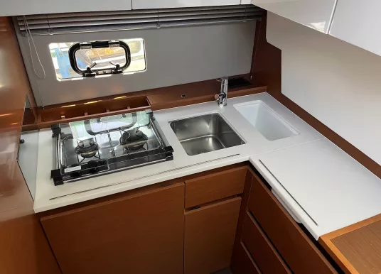 JEANNEAU - LEADER 40 - 21