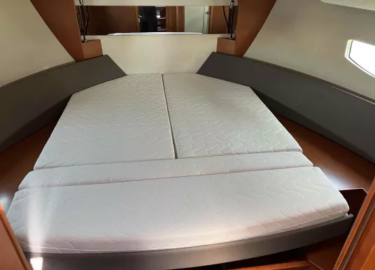 JEANNEAU - LEADER 40 - 22