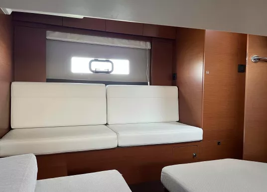 JEANNEAU - LEADER 40 - 23