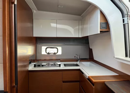 JEANNEAU - LEADER 40 - 9