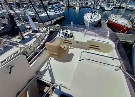JEANNEAU - MERRY FISHER 10 - 14