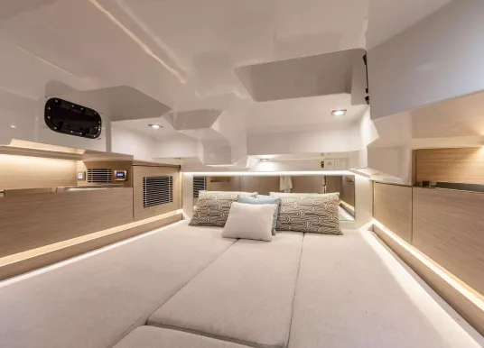 JEANNEAU - CAP CAMARAT 10.5 CC - 12