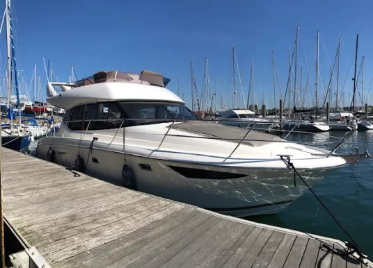 PRESTIGE YACHTS - PRESTIGE 400 FLY - 2