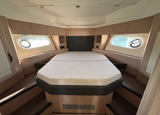 BENETEAU - SWIFT TRAWLER 48 - 2