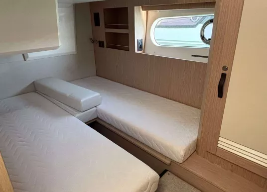 BENETEAU - SWIFT TRAWLER 48 - 8