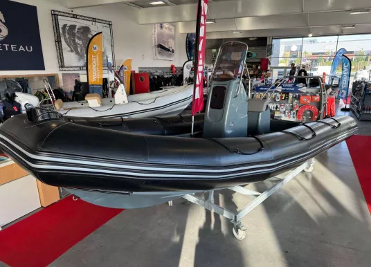 BOMBARD - EXPLORER 700 DB - 2