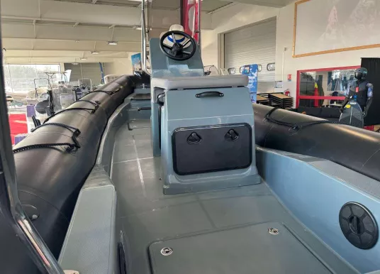 BOMBARD - EXPLORER 700 DB - 5