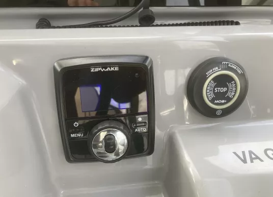 JEANNEAU - CAP CAMARAT 9.0 WA - 12