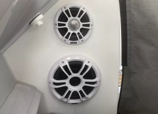 JEANNEAU - CAP CAMARAT 9.0 WA - 16