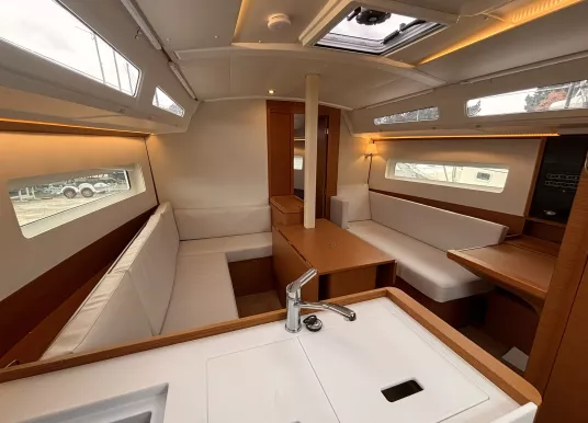 JEANNEAU - SUN ODYSSEY 380 - 16