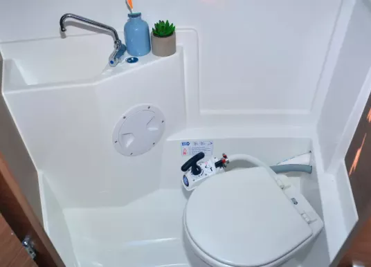 JEANNEAU - MERRY FISHER 695 SPORT SÉRIE 2 - 8