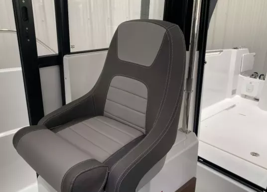 JEANNEAU - MERRY FISHER 695 SPORT - 11