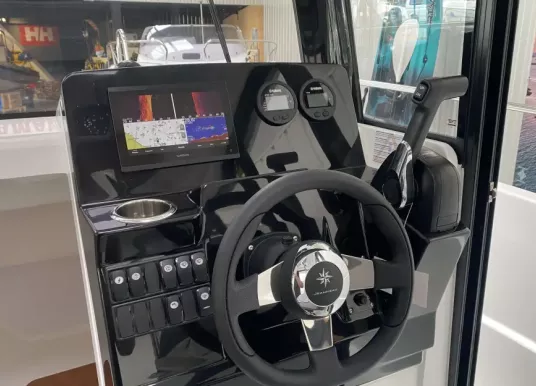 JEANNEAU - MERRY FISHER 695 SPORT - 8