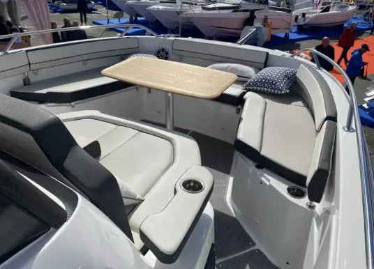 JEANNEAU - CAP CAMARAT 10.5 CC - 12