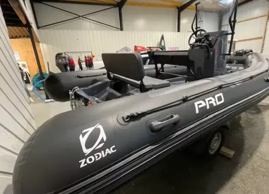 ZODIAC - ZODIAC PRO 5.5 - 5