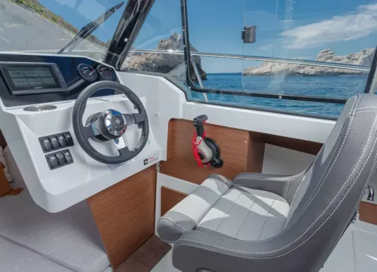 JEANNEAU - MERRY FISHER 605 - 12