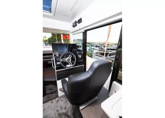 JEANNEAU - MERRY FISHER 895 - 11