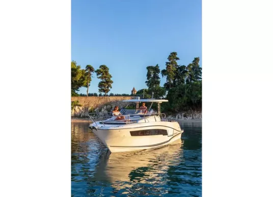 JEANNEAU - CAP CAMARAT 10.5 WA - 12