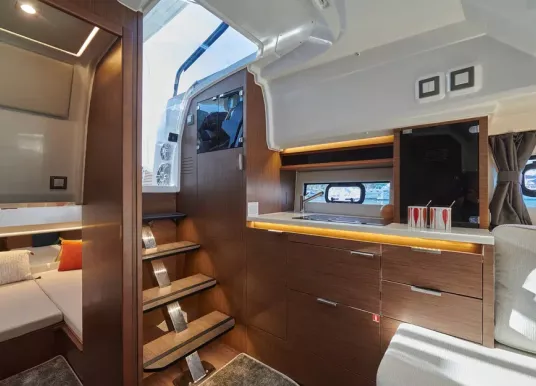 JEANNEAU - CAP CAMARAT 10.5 WA - 10