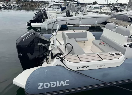 ZODIAC - MEDLINE 750 - 2