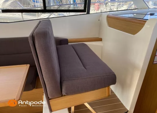 JEANNEAU - MERRY FISHER 10 - 19