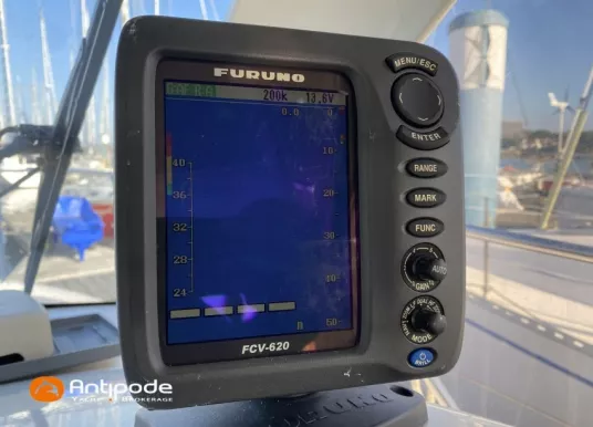 JEANNEAU - MERRY FISHER 10 - 21