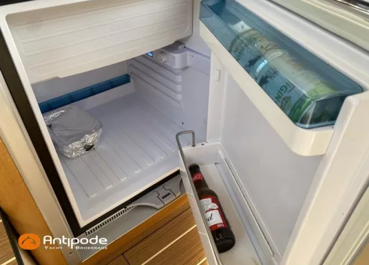 JEANNEAU - MERRY FISHER 10 - 23