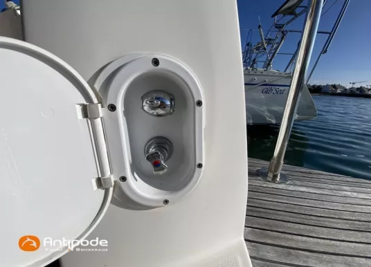 JEANNEAU - MERRY FISHER 10 - 36