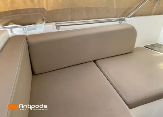 JEANNEAU - MERRY FISHER 10 - 38