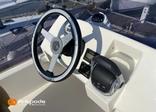 JEANNEAU - MERRY FISHER 10 - 41