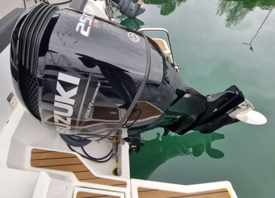 JEANNEAU - MERRY FISHER 795 - 5