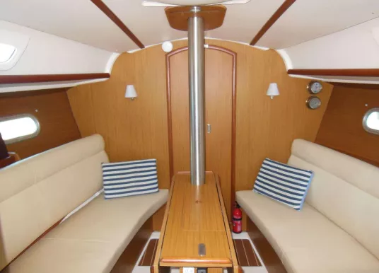 JEANNEAU - SUN ODYSSEY 32i - 4