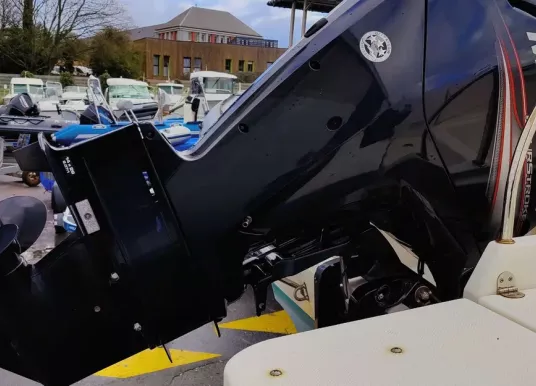 QUICKSILVER - QUICKSILVER CAPTUR 605 PILOTHOUSE - 3