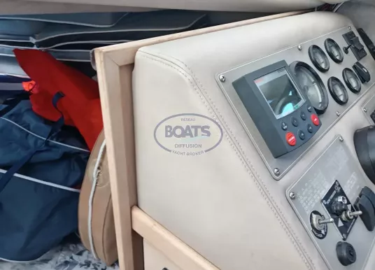 BAYLINER - FLY CIERRA 2858 - 15