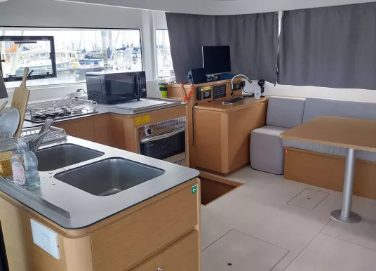 EXCESS CATAMARANS - EXCESS 14 - 10