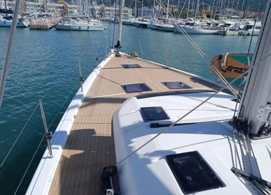 DUFOUR YACHTS - DUFOUR 530 - 16